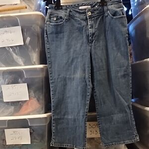 Chico's Light Blue Cropped Jeans